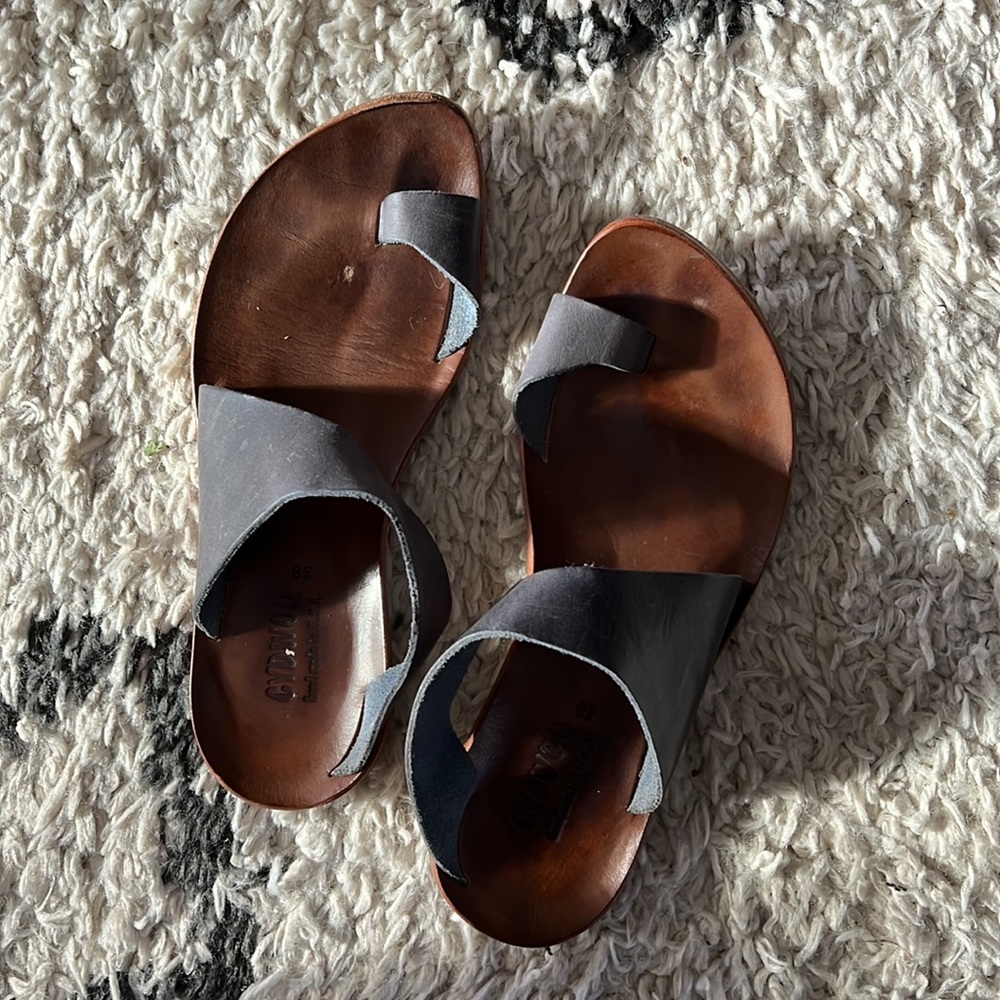 CYDWOQ Hillary Sandals